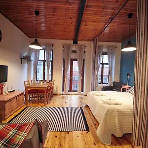Studio At The Heart Of Taksim Apartment